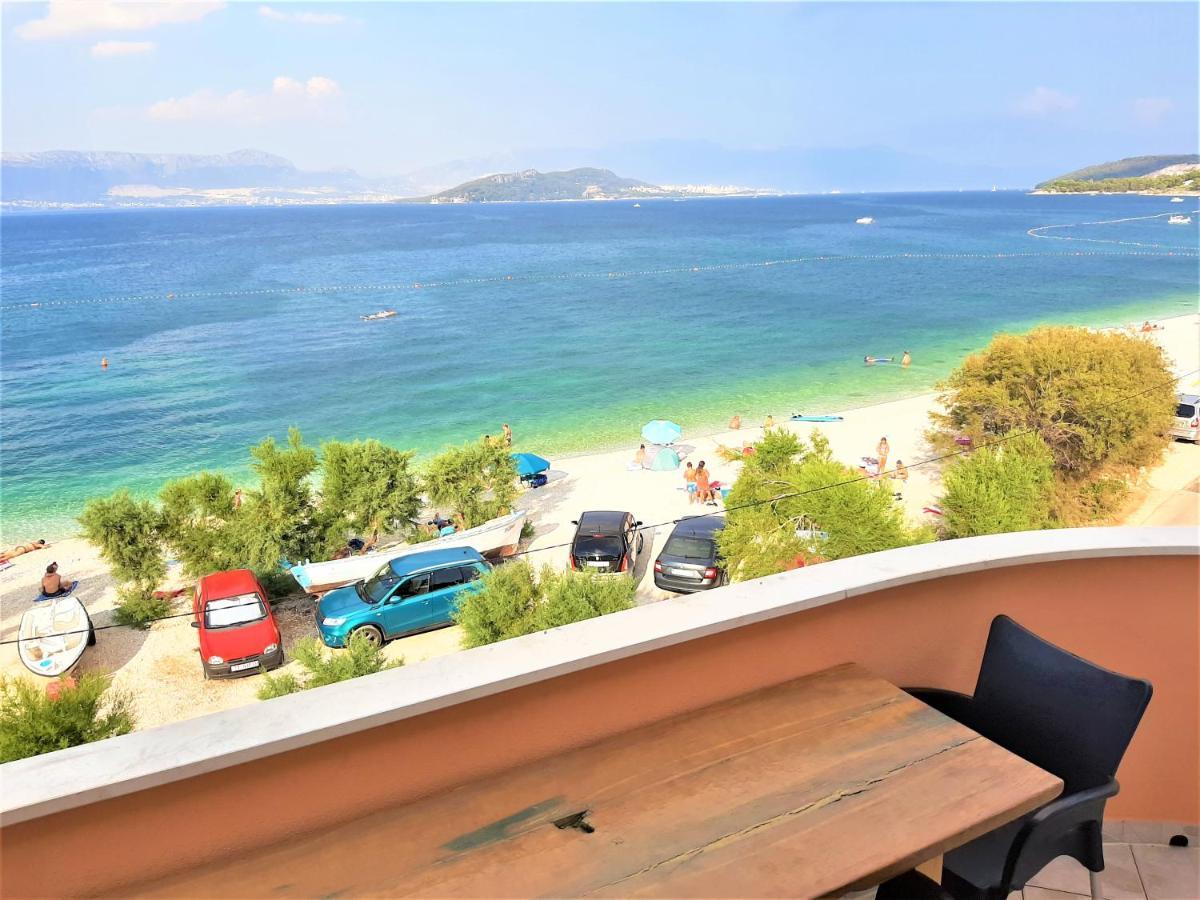 Marinovi Dvori Apartment Slatine Ngoại thất bức ảnh