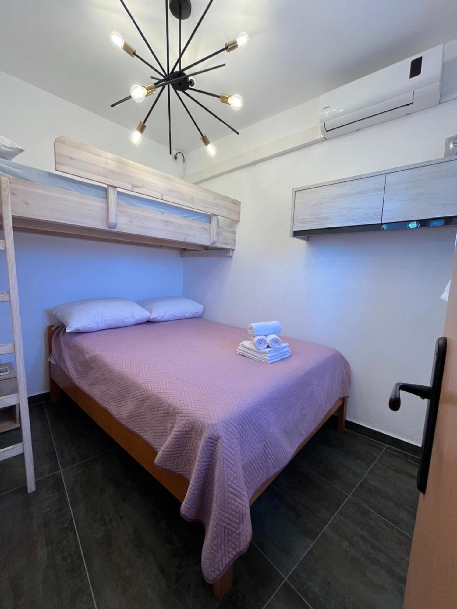 Marinovi Dvori Apartment Slatine Ngoại thất bức ảnh